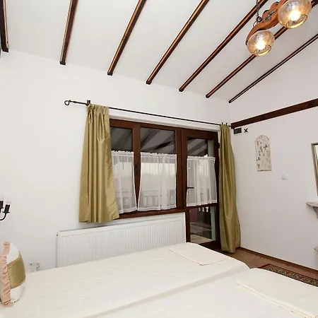 Villa Kozareva козаревата
